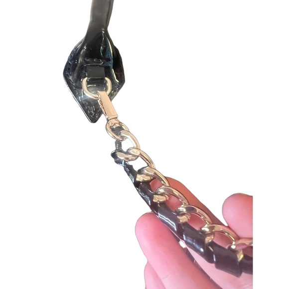 Victorias Secret Black Tote Love Victoria Chain Handle Gold Studs - Picture 8 of 11